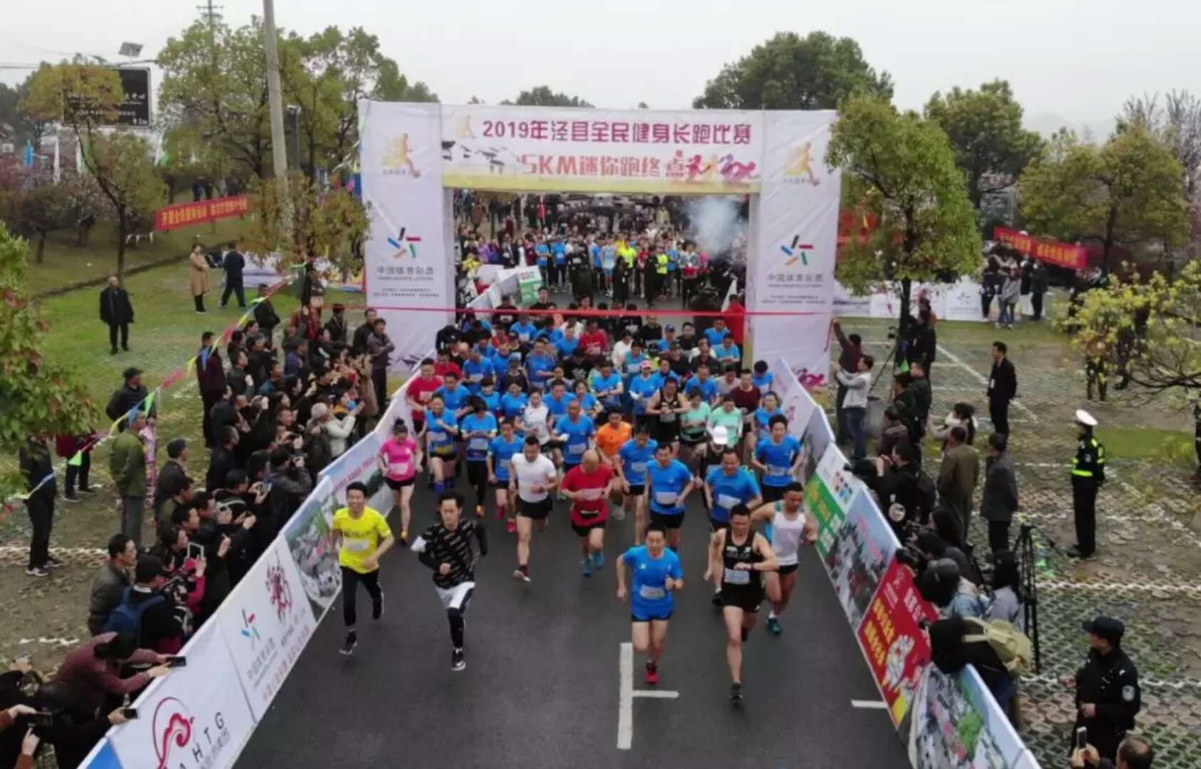 Z6��������ʱ���й������ٷ���վ