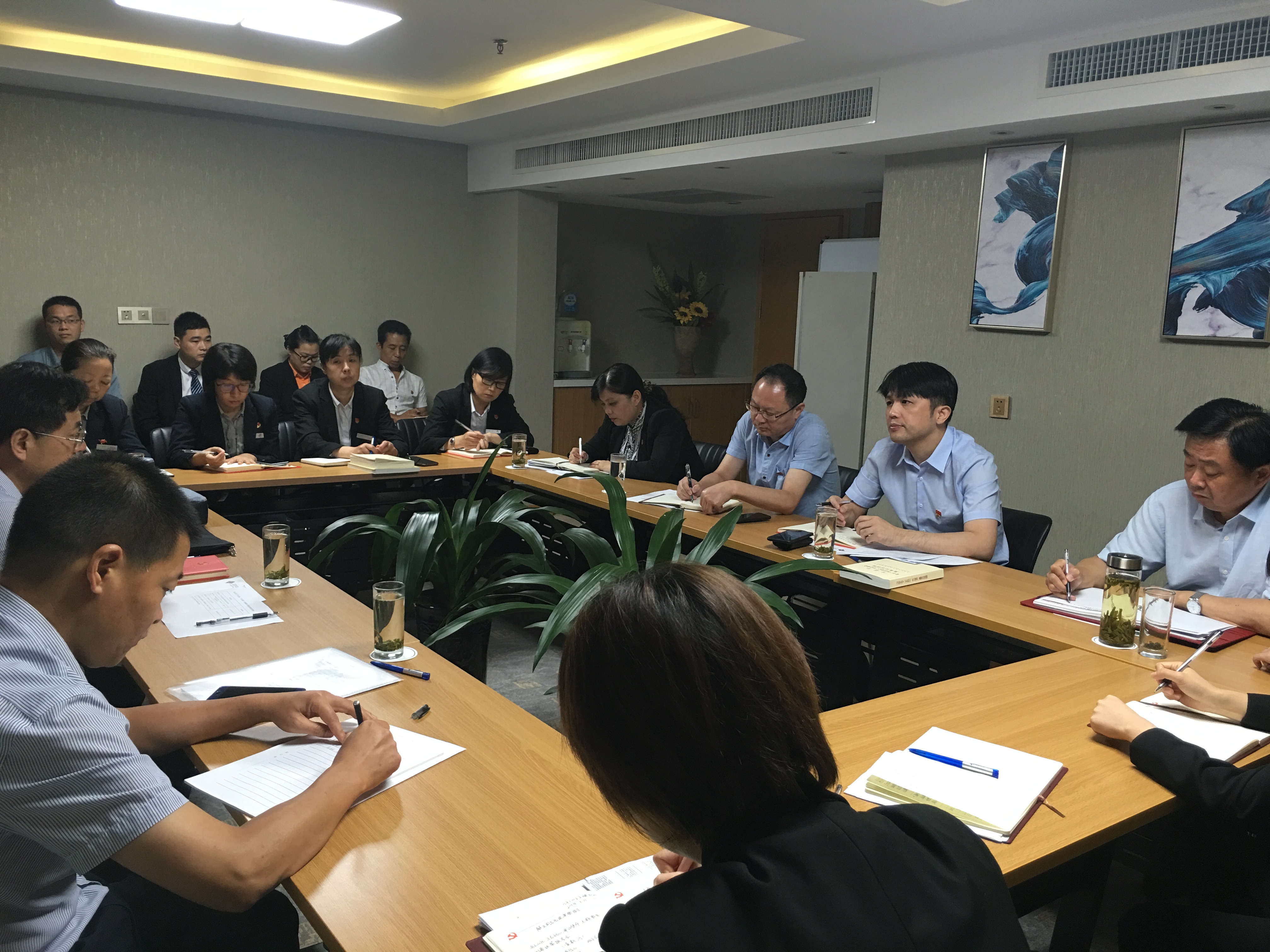 Z6��������ʱ���й������ٷ���վ