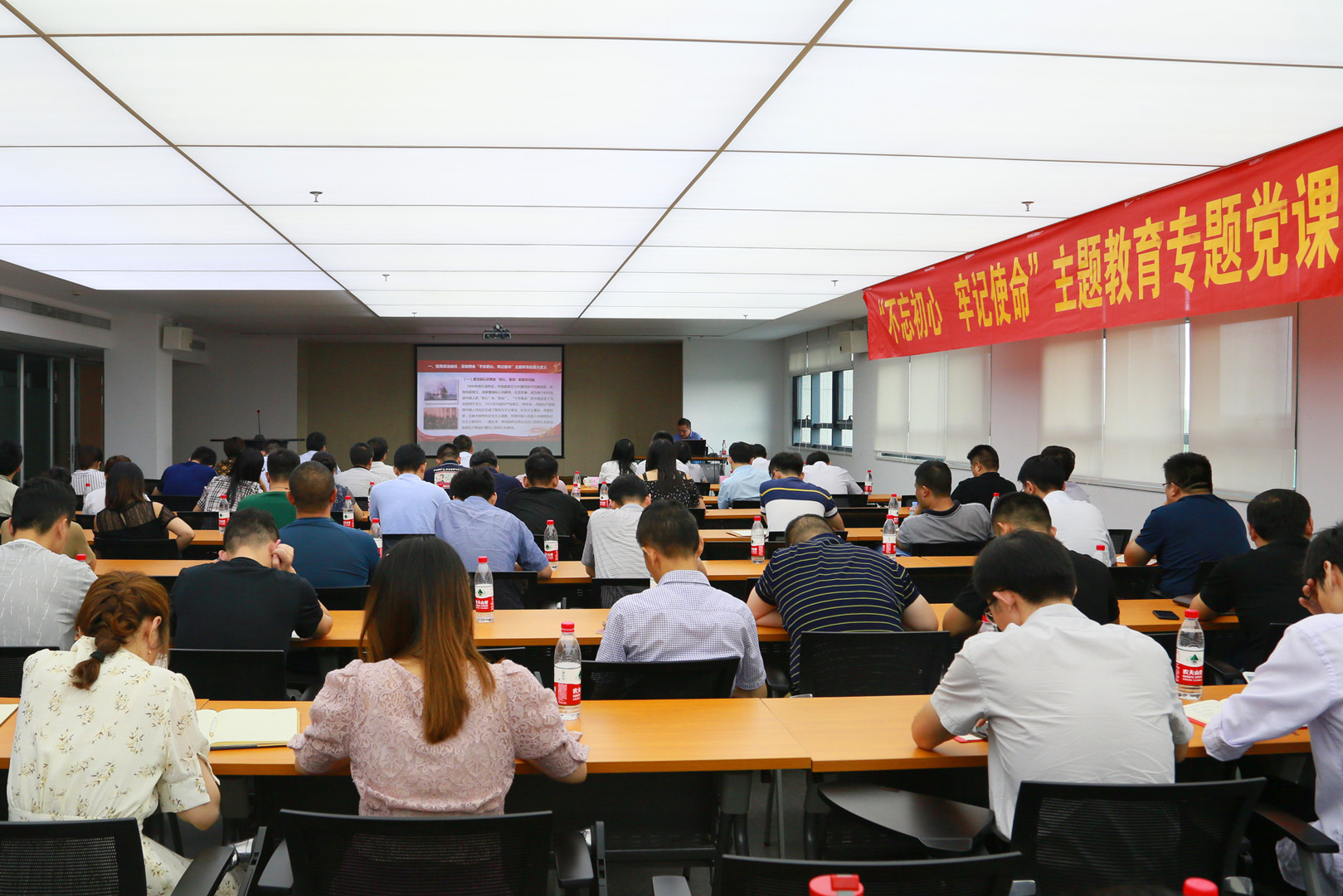 Z6��������ʱ���й������ٷ���վ