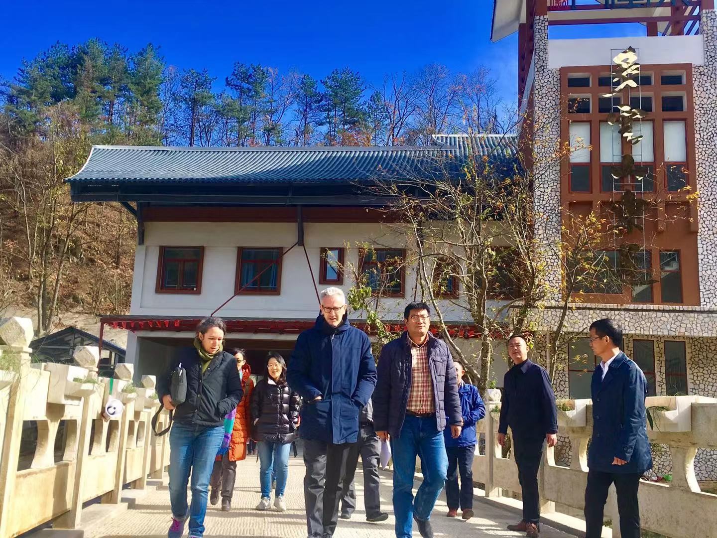 Z6��������ʱ���й������ٷ���վ