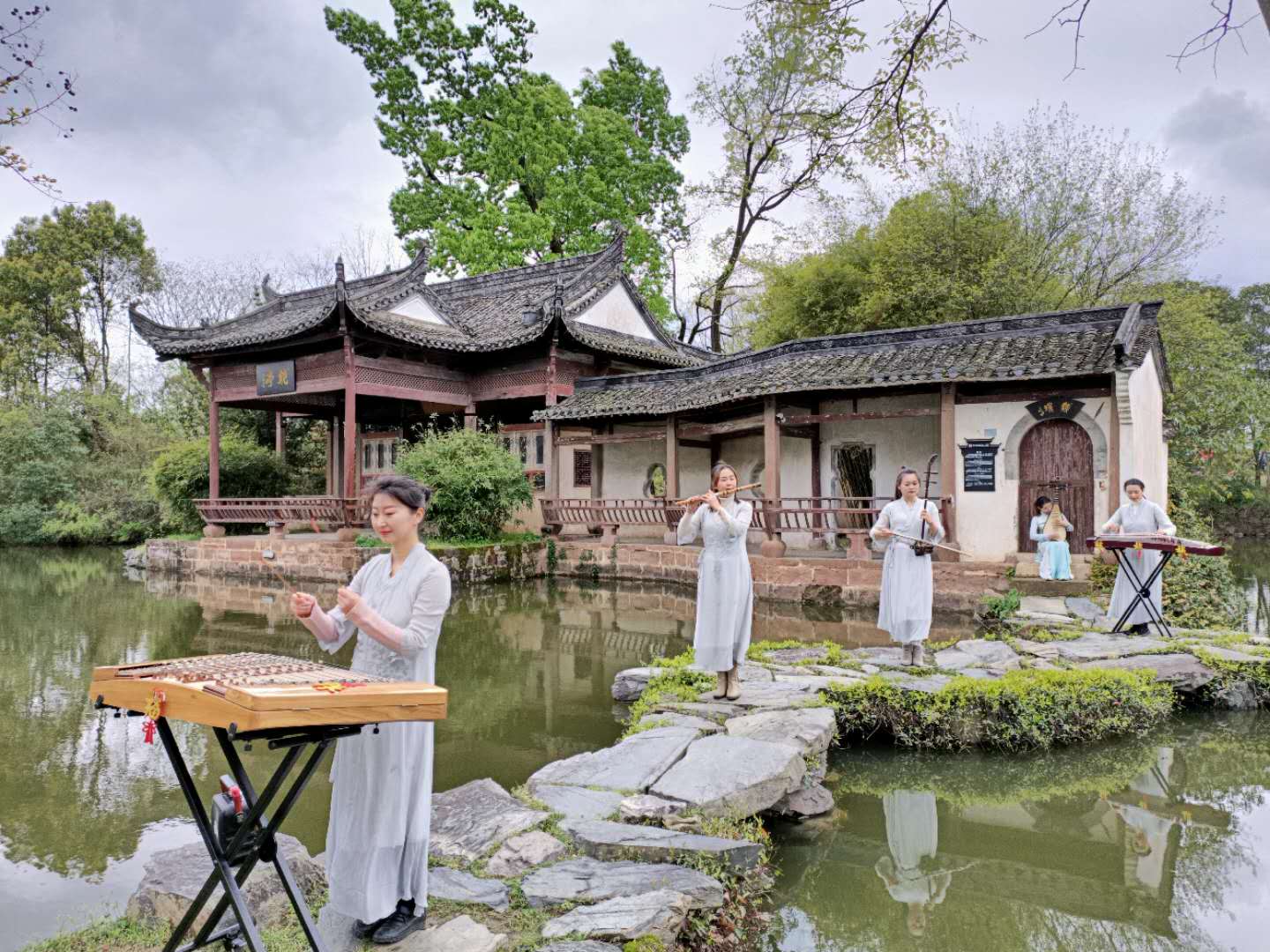 Z6��������ʱ���й������ٷ���վ