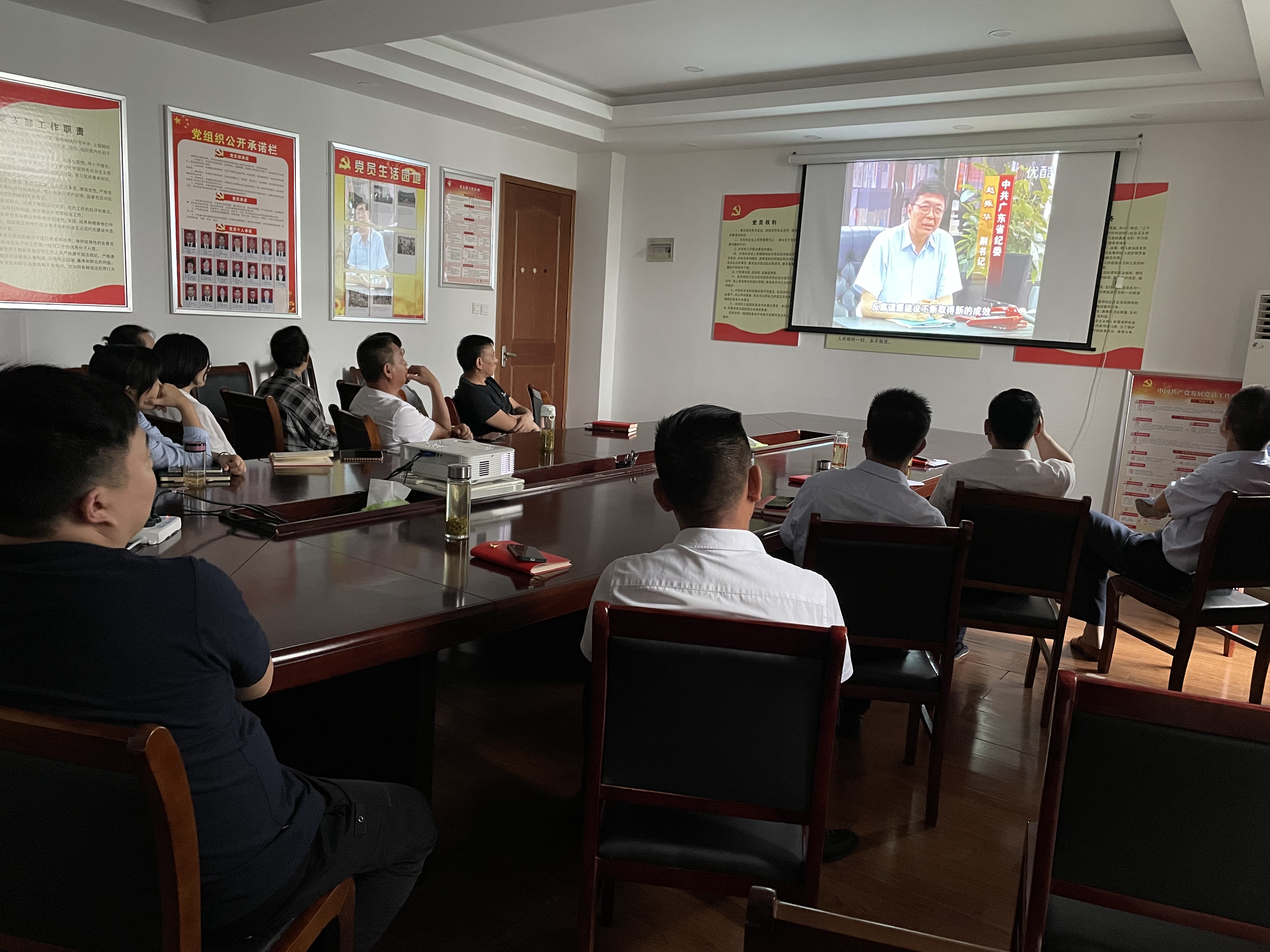 Z6��������ʱ���й������ٷ���վ