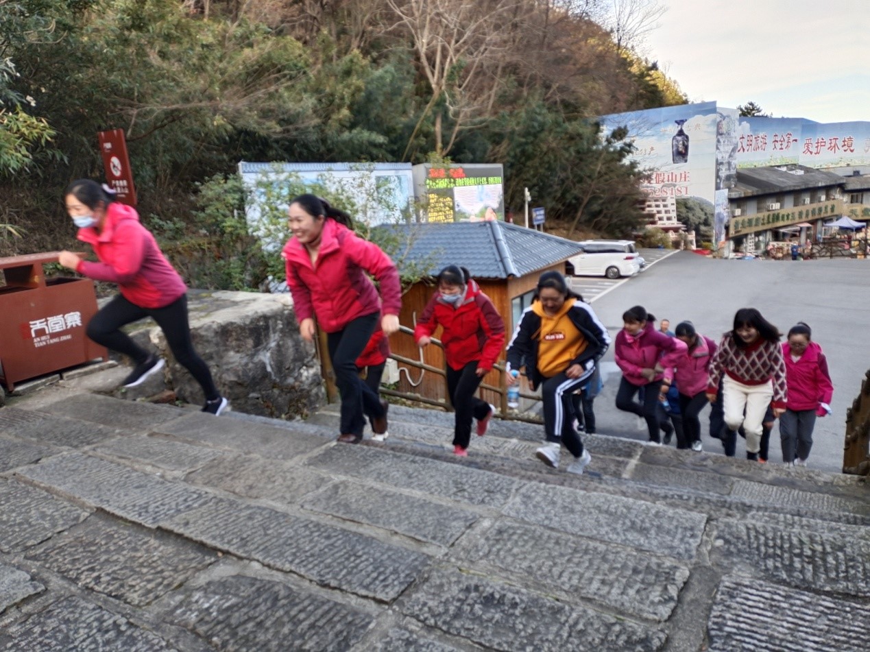 Z6��������ʱ���й������ٷ���վ