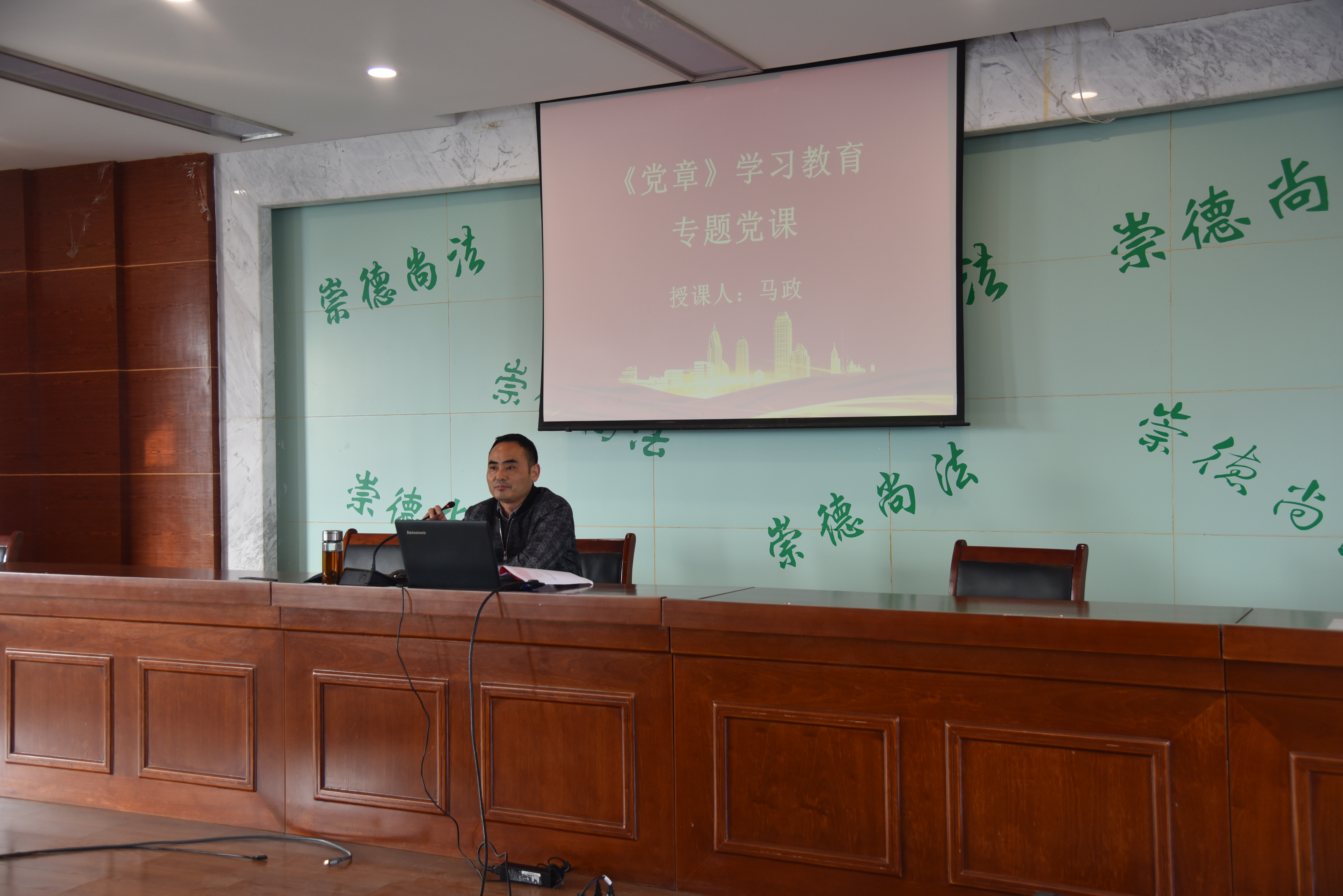 Z6��������ʱ���й������ٷ���վ