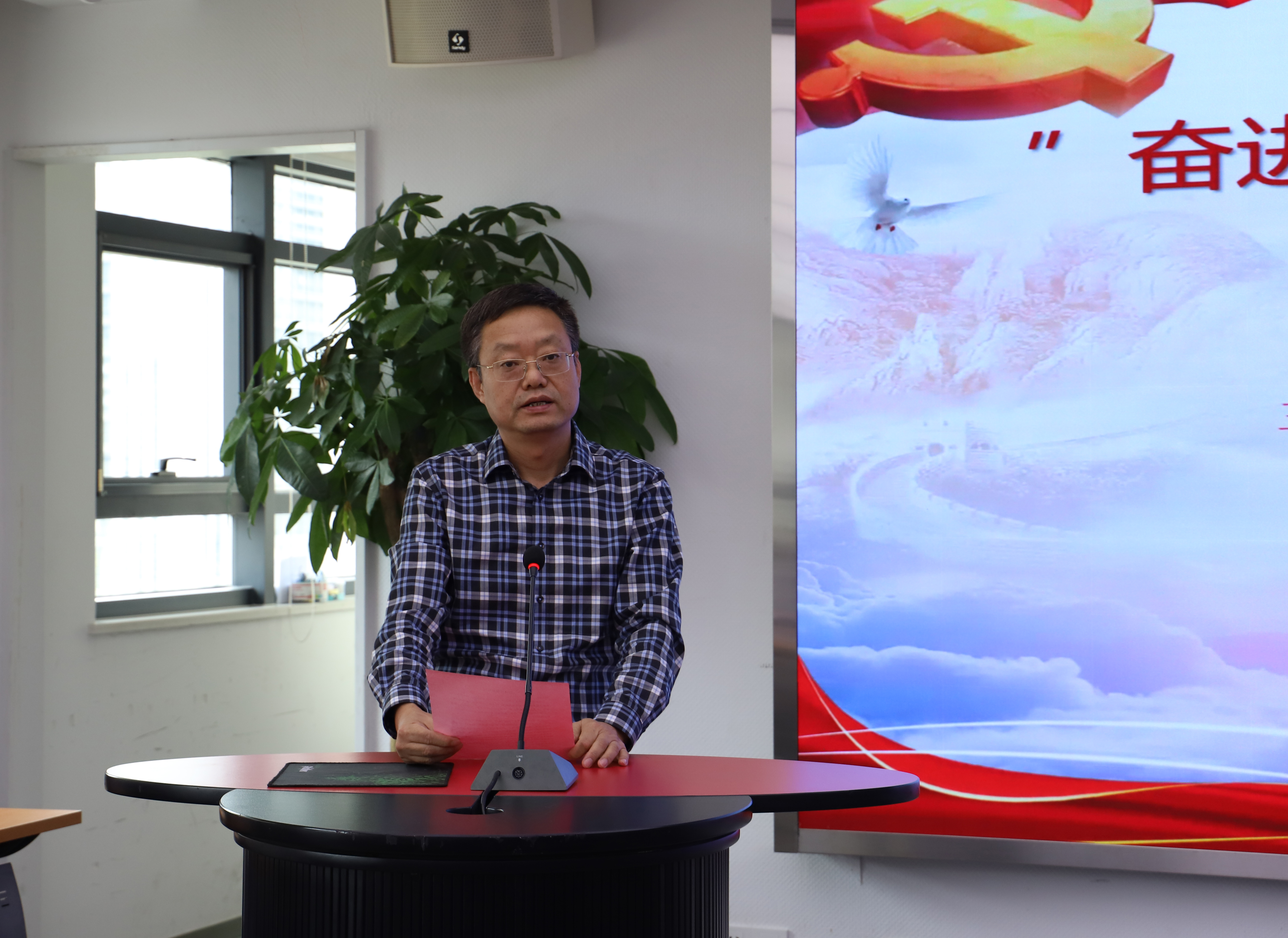 Z6��������ʱ���й������ٷ���վ