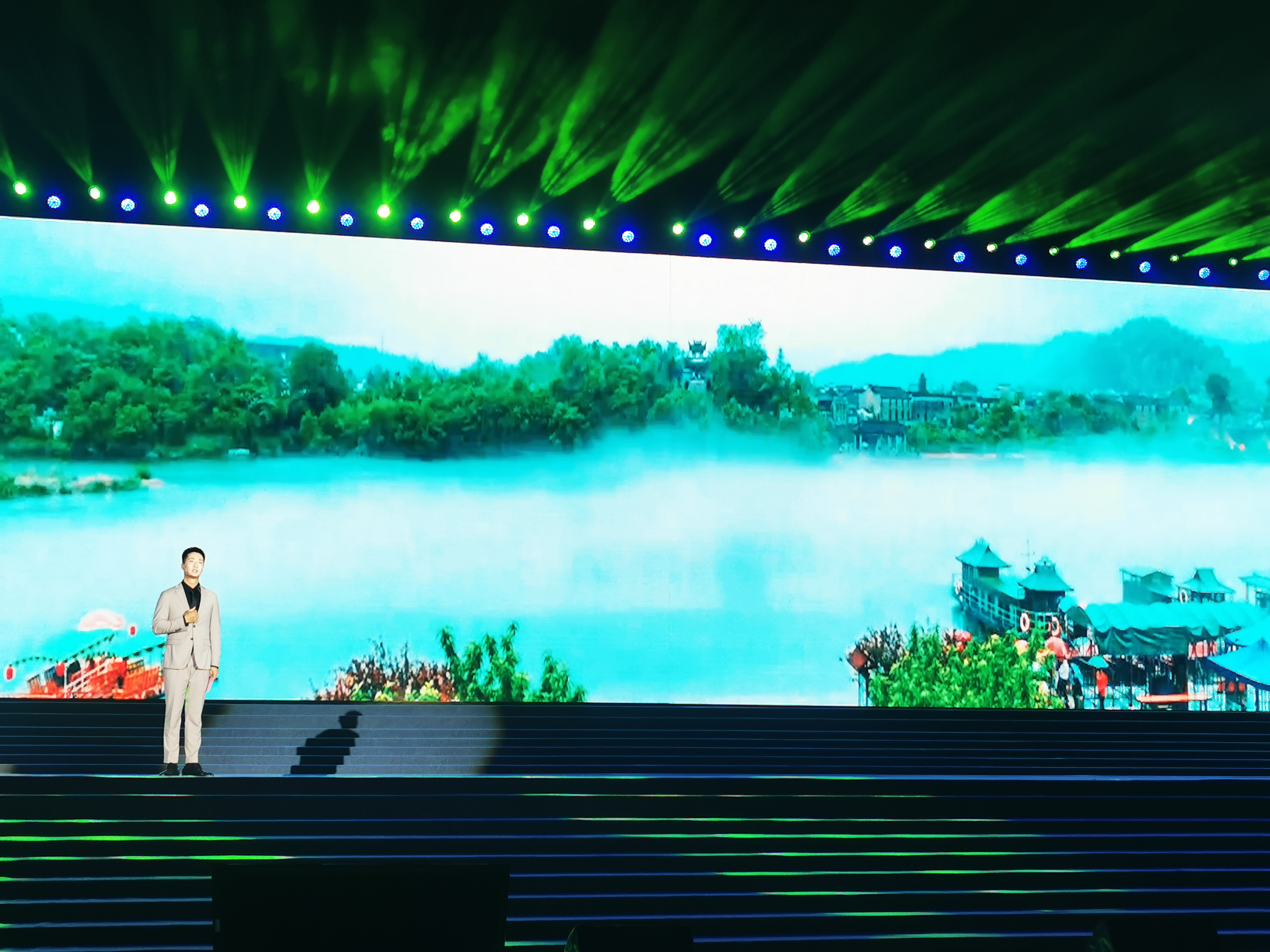 Z6��������ʱ���й������ٷ���վ