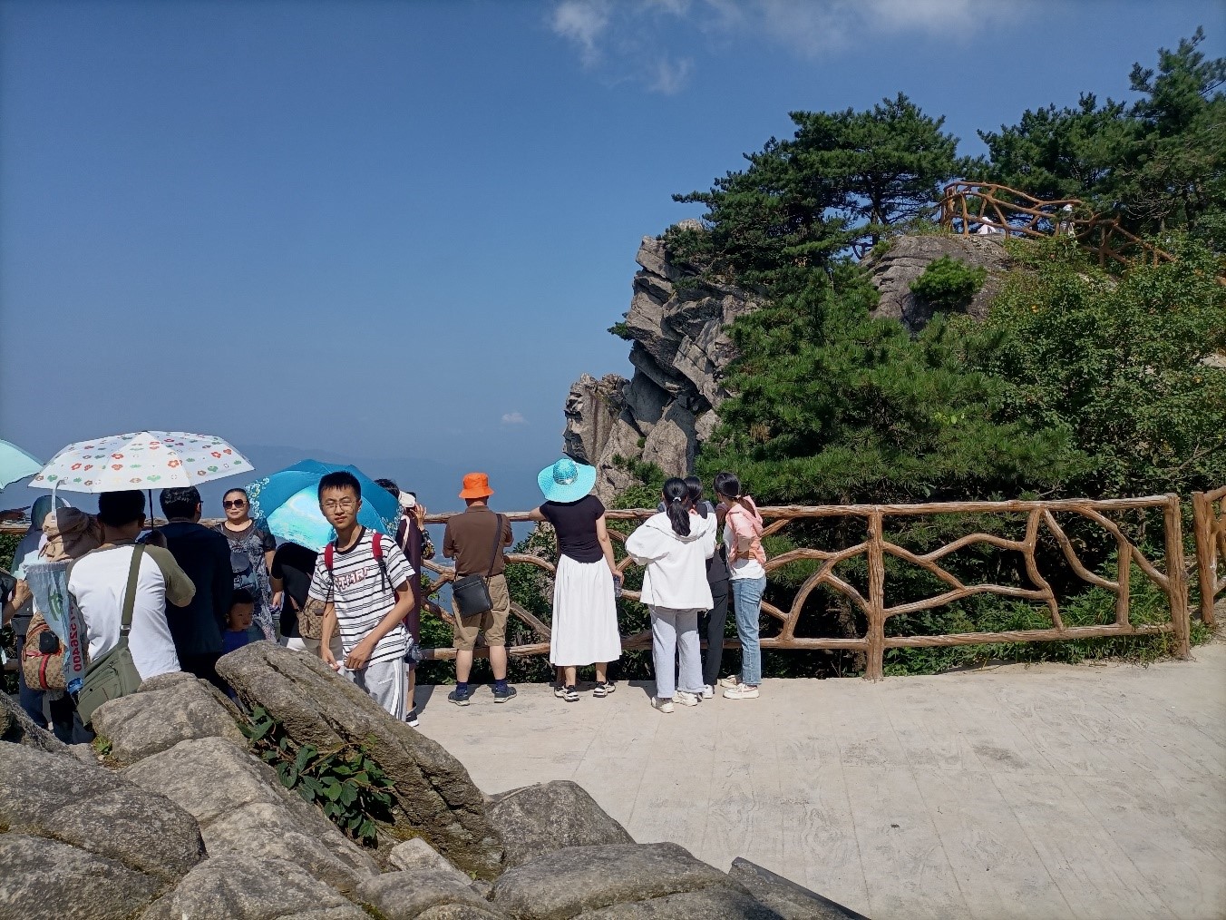 Z6��������ʱ���й������ٷ���վ