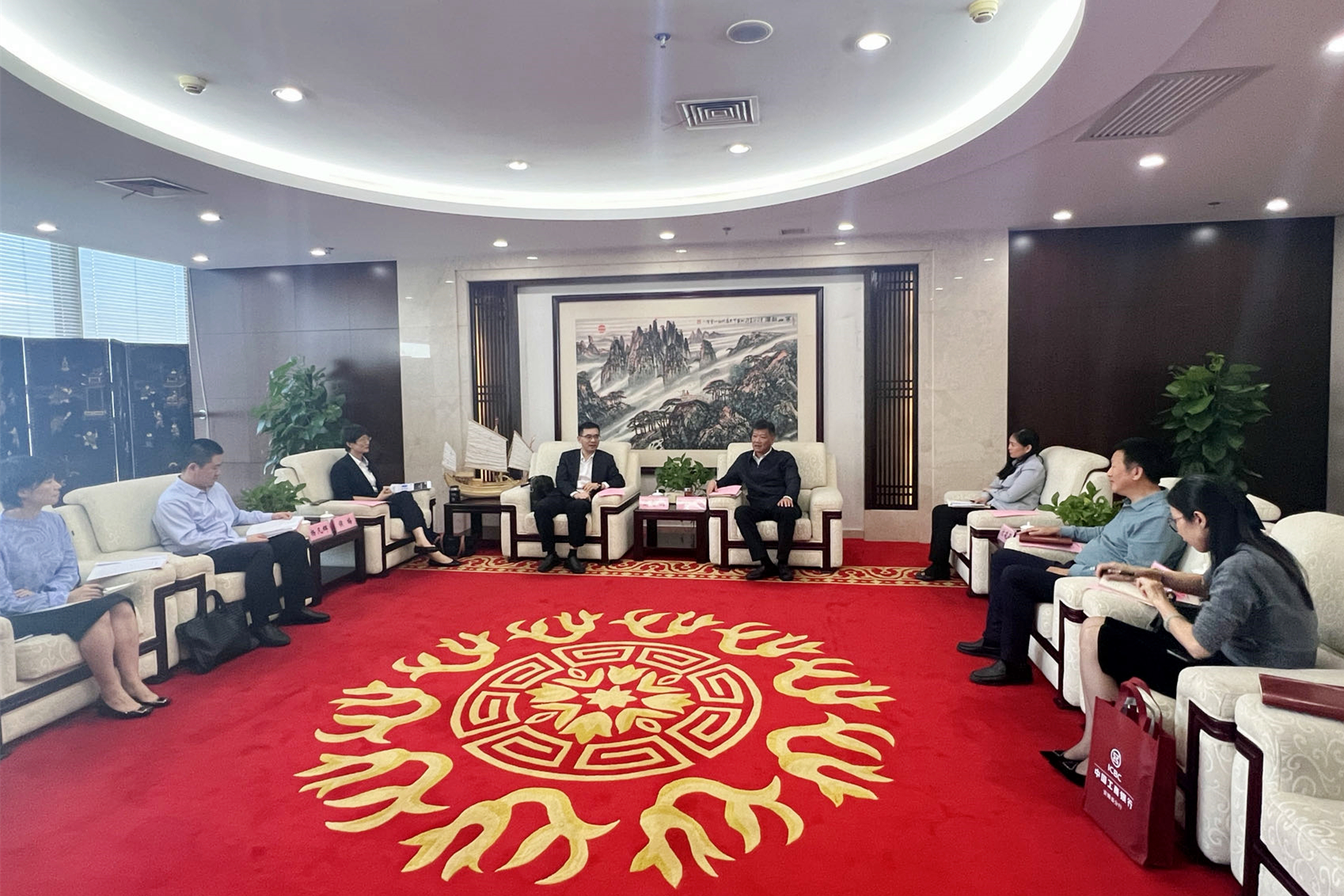 Z6��������ʱ���й������ٷ���վ