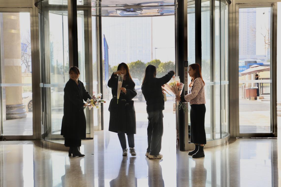 Z6��������ʱ���й������ٷ���վ