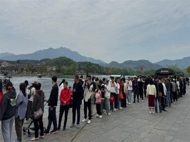 Z6��������ʱ���й������ٷ���վ