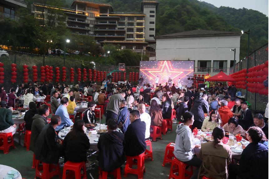 Z6��������ʱ���й������ٷ���վ