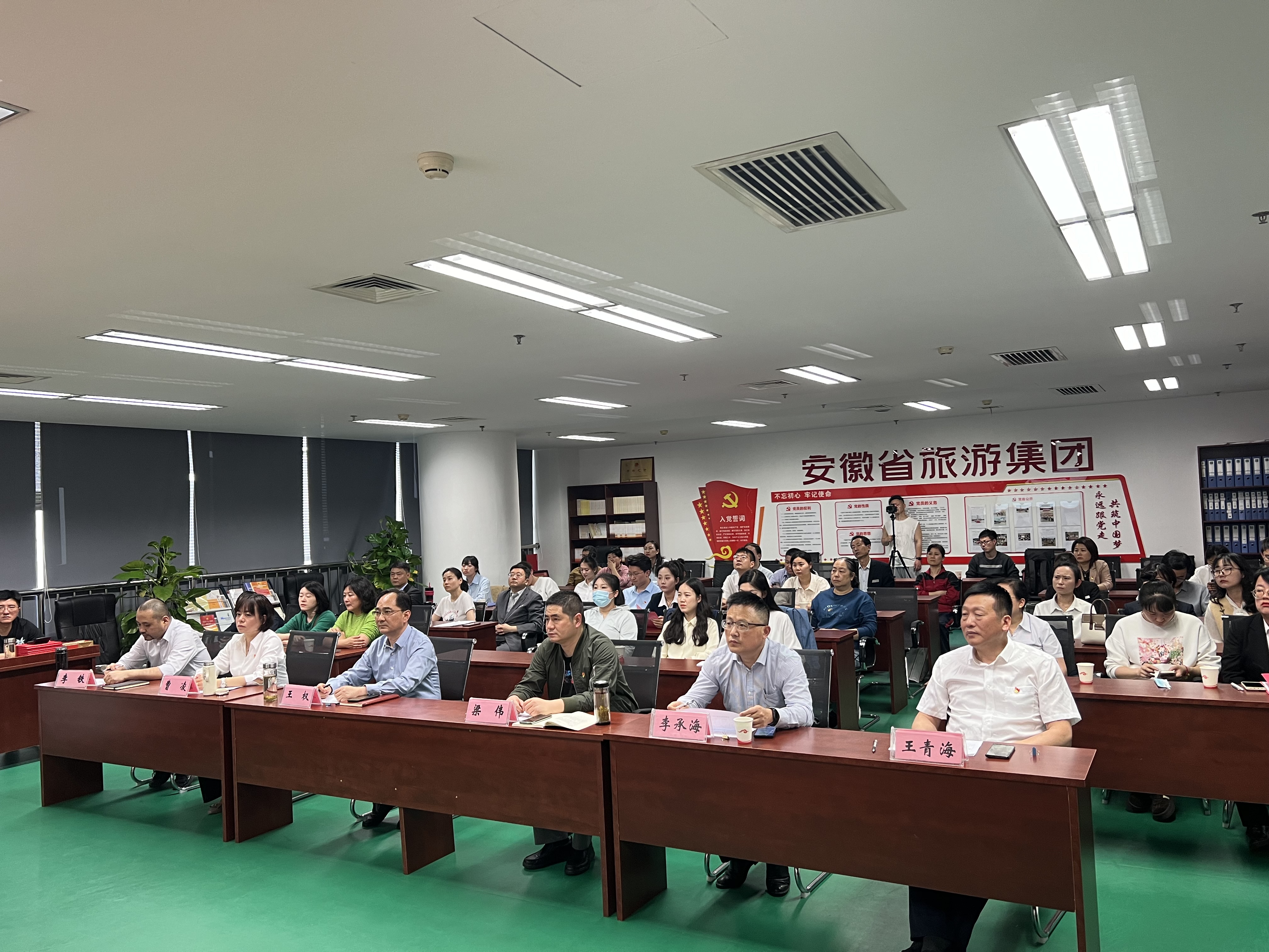 Z6��������ʱ���й������ٷ���վ