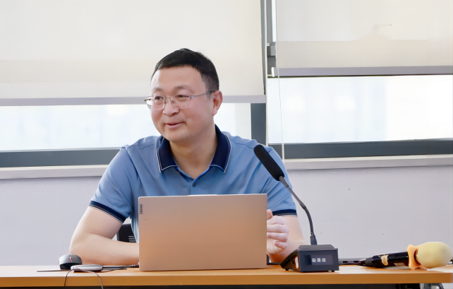 Z6��������ʱ���й������ٷ���վ