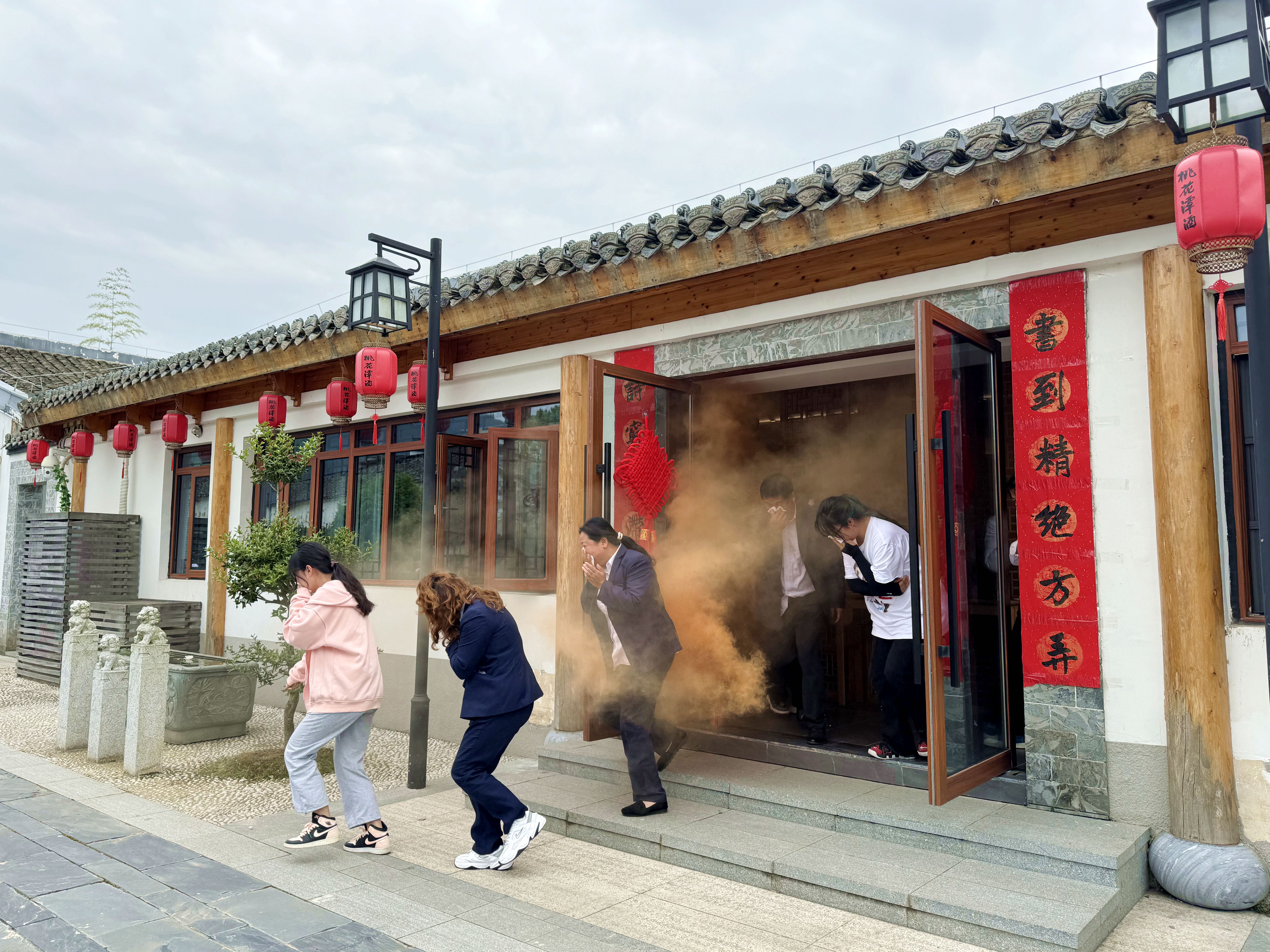 Z6��������ʱ���й������ٷ���վ