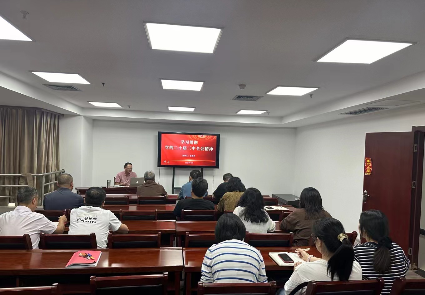 Z6��������ʱ���й������ٷ���վ