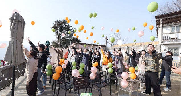 Z6��������ʱ���й������ٷ���վ