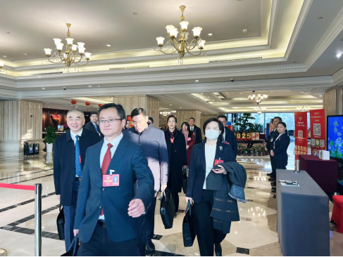 Z6��������ʱ���й������ٷ���վ